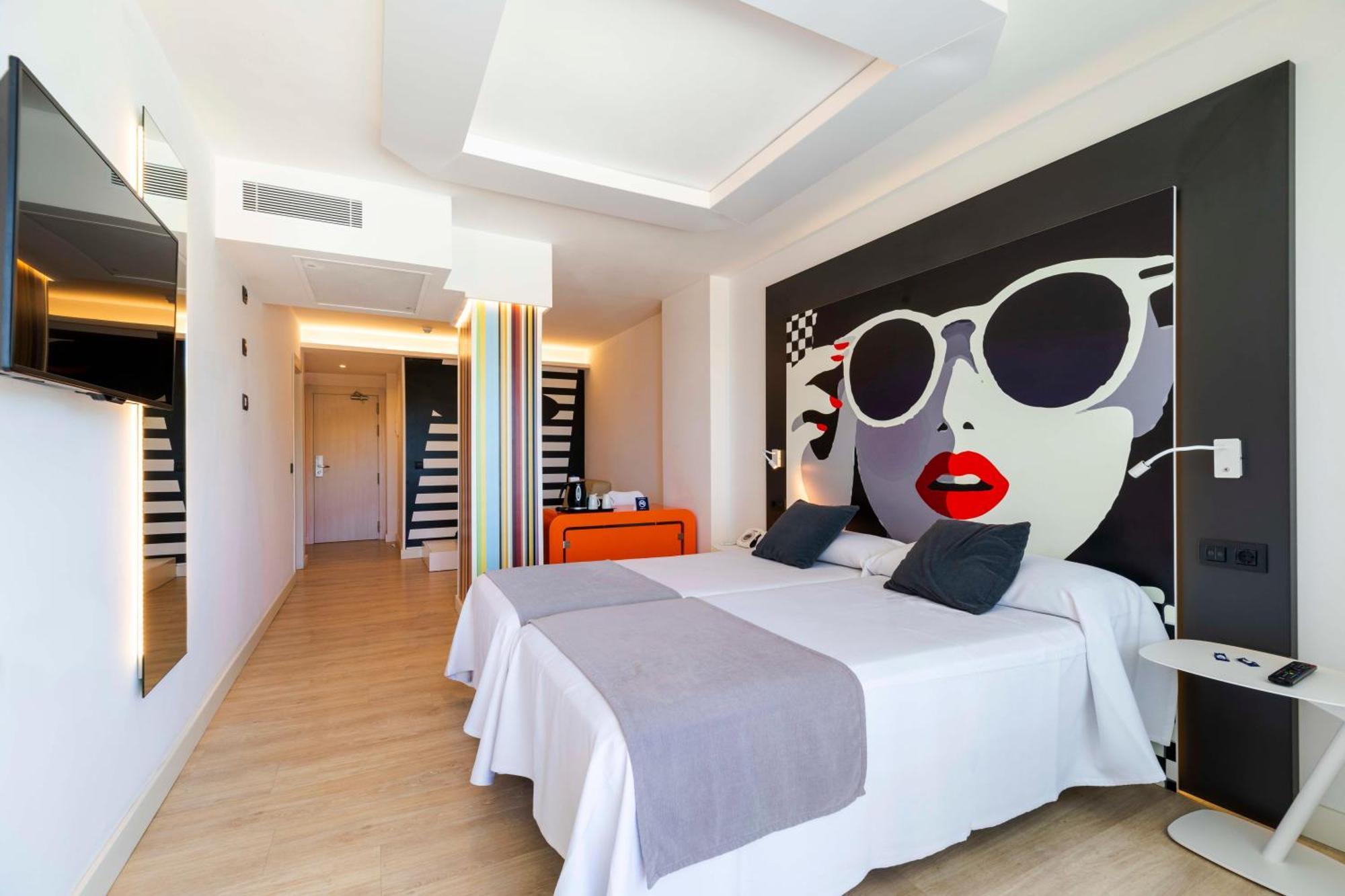 Hotel Thb Naeco Ibiza - Adults Only Sant Antoni de Portmany Esterno foto