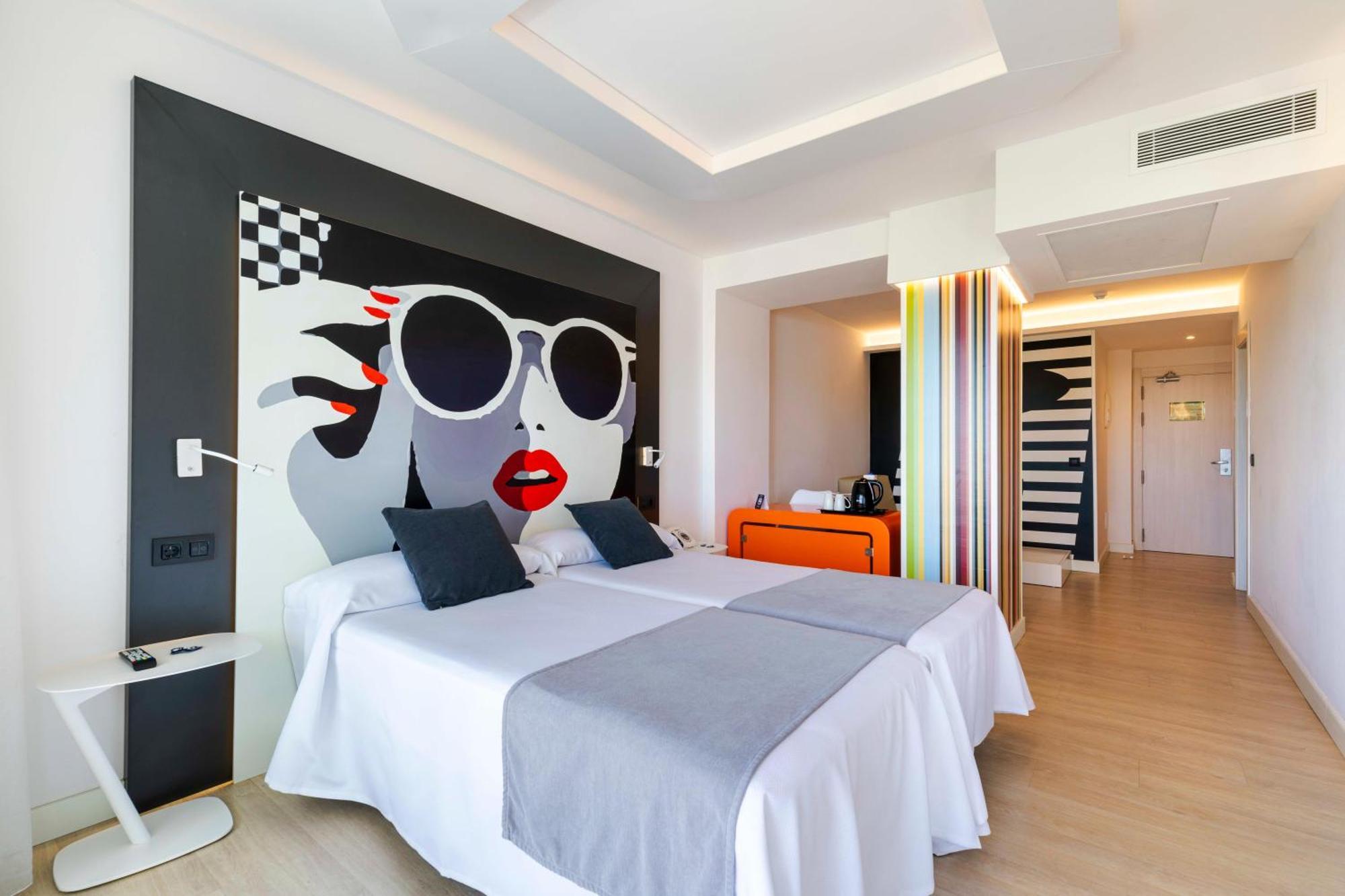Hotel Thb Naeco Ibiza - Adults Only Sant Antoni de Portmany Esterno foto
